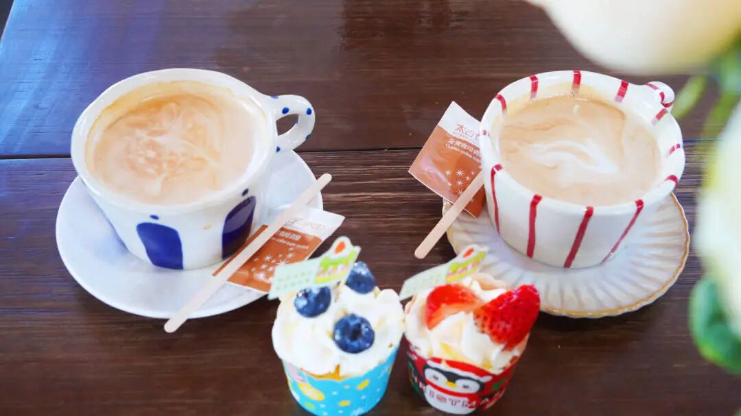 莲池咖啡2.jpg 莲池咖啡2.jpg